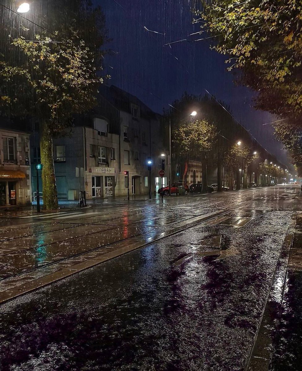 Al7zen017's tweet photo. winter is coming 😍☔️ ☃️ https://t.co/dNGUts9oC8