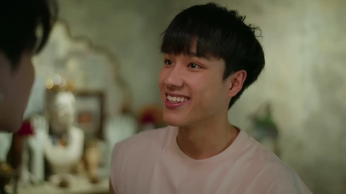 bru_eighth's tweet photo. #OnlyFriendsSeriesEP6 Melhores cenas desse ep:

1° Mew colocando o áudio do Top e Boston transando, enquanto está montado nele.
2° Sand todo manipulador gostoso na sinuca.
3° Boston dizendo verdades na cara do Ray. https://t.co/Pi3bzjM1dT