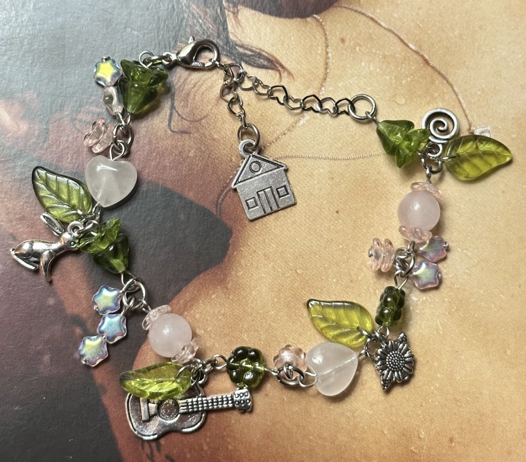 braceletladyy's tweet photo. tomorrow!! 1pm pst!

a smaller drop this time but lots of new things! new beads + charms im using for the first time :) 

-15 random orders will receive a harry coded button!
-ONE random order will receive a free bracelet (red + green one pictured below)

https://t.co/5LU1oiLSjX https://t.co/shgI16lwFs