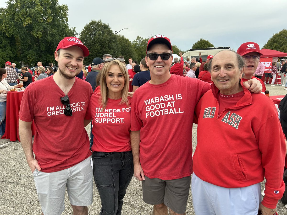 WabashCollege's tweet photo. Well, we’re winning the pregame! @WabashFB kicks off shortly… https://t.co/Zrh4dXRO4C