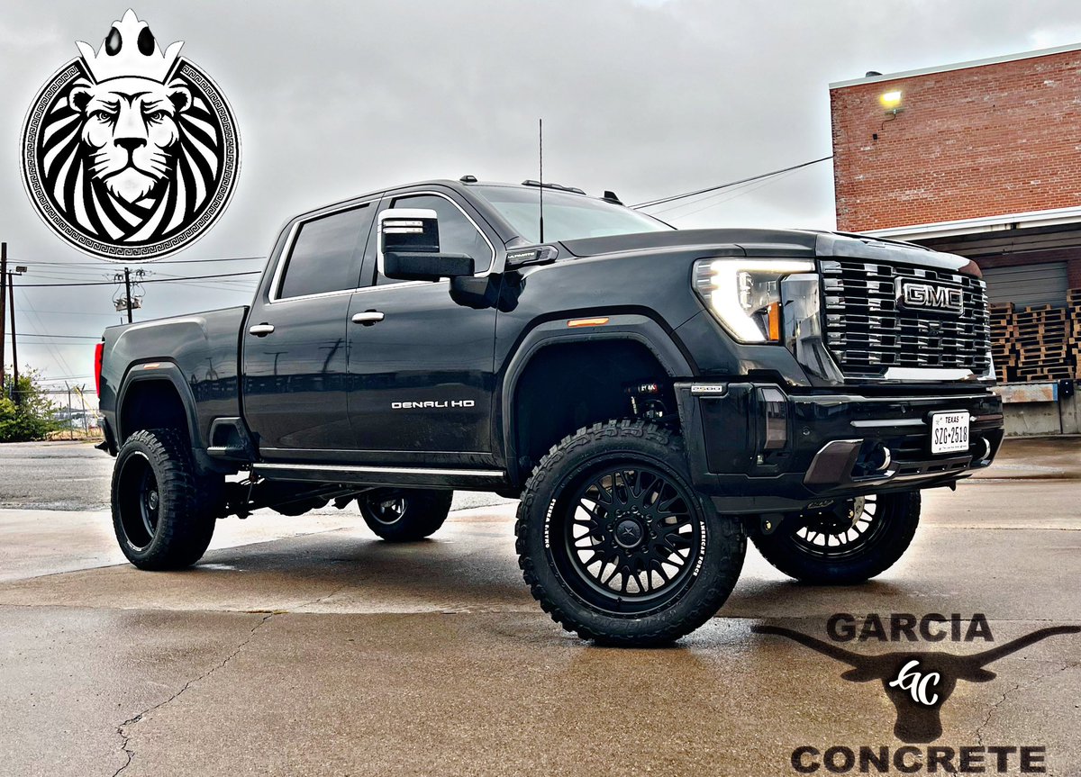kingswheels2's tweet photo. GMC Sierra Denali Ultimate, with 6.5” BDS lift, 24X12 American Force wheels, and all wrapped up in 37X13.50R24 #KingsWheels2 #SuspensionSpecialists #GMC #Sierra #Denali #Ultimate #BDS #AmericanForceWheels #H37 #Locus #Texas #Dallas #GreedyGrove #Buckner #EverythingIsBiggerInTexas https://t.co/zqGAlgLrbH