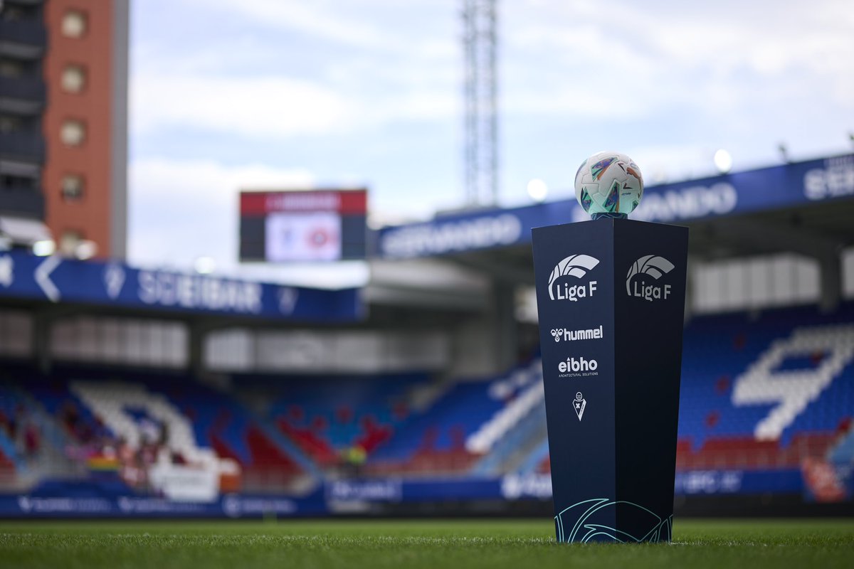 🅙.❷ 🅛🅘🅖🅐 🅕

𝙎𝘿 𝙀𝙞𝙗𝙖𝙧 𝙫 𝙇𝙚𝙫𝙖𝙣𝙩𝙚 𝙡𝙖𝙨 𝙋𝙡𝙖𝙣𝙖𝙨

Eibar, Spain - SEPTEMBER 16: Liga F match between <a href="/sdeibar/">SD Eibar</a> and @fclevantelasplanasfem at Ipurua Stadium on September 16, 2023 in Eibar, Spain. (Photo by Ion Alcoba/Capturasport)