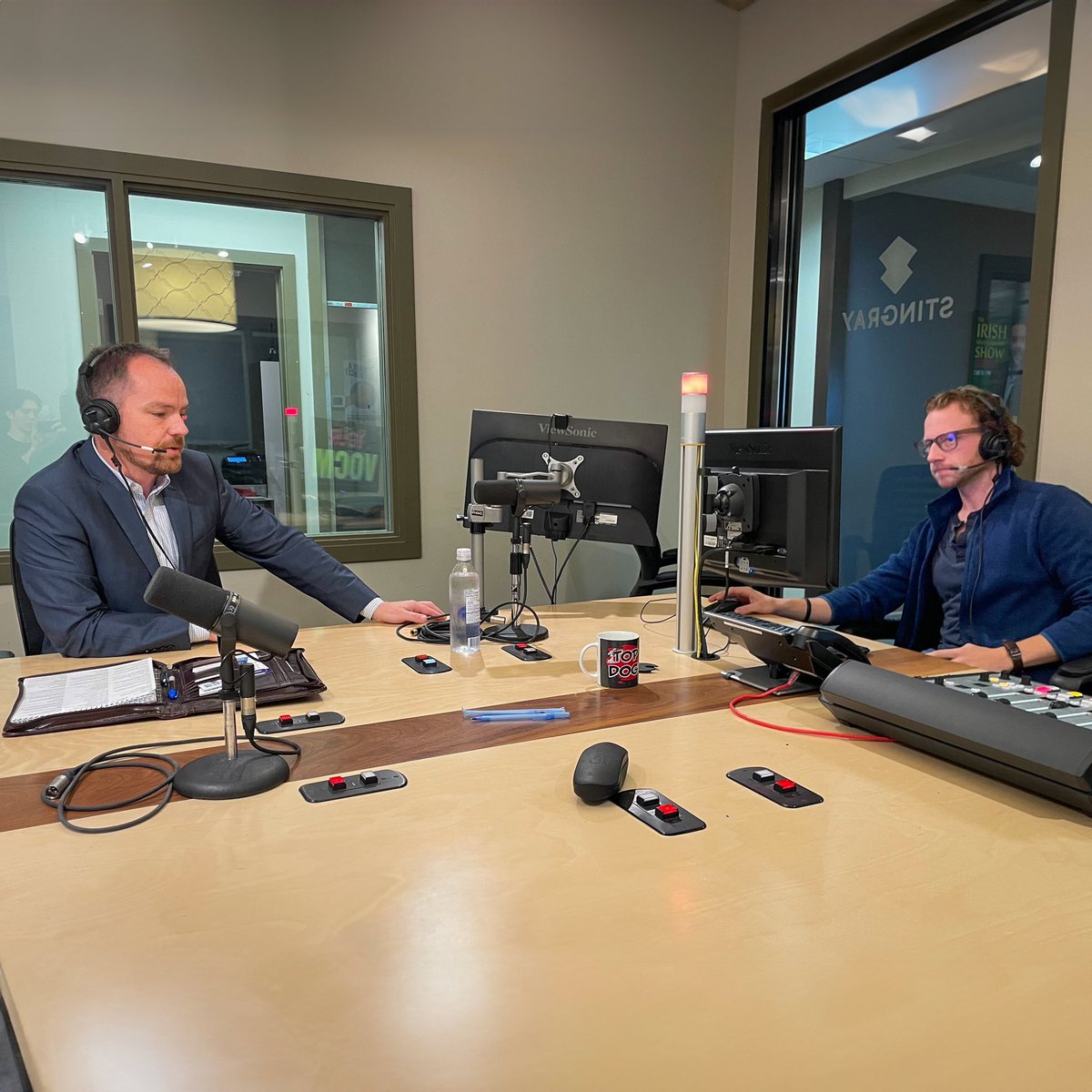 eugenemanning's tweet photo. Only 4️⃣ weeks left to go in the PC Party Leadership race, and we’ve been busy all week getting our winning message out there.

✔️ Our team is ready to lead us into the next election — stay tuned to CBC, VOCM, and NTV this week to hear why we’re in it to win it.

#nlpoli #TimeToLeadNL