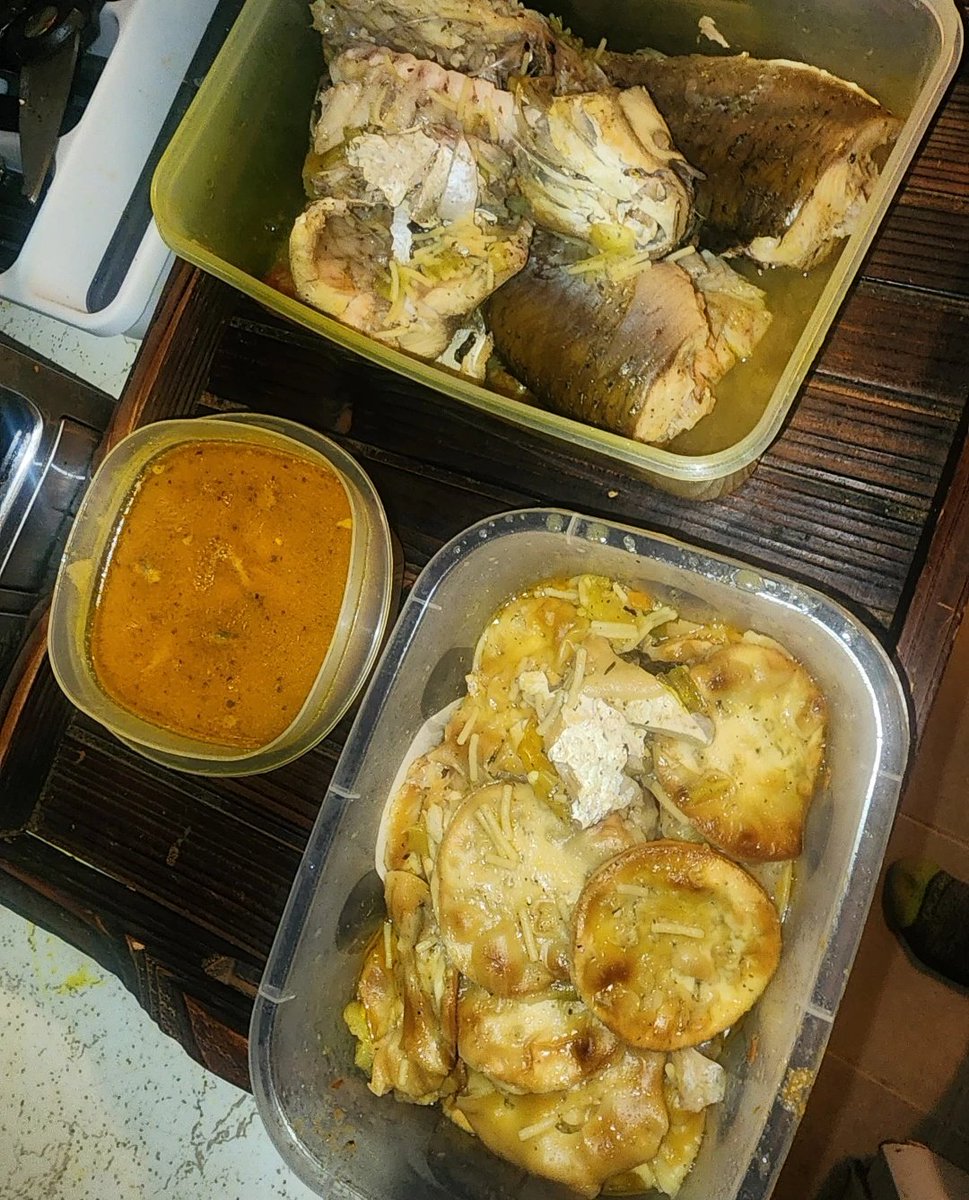 ItsmindofJson's tweet photo. #REALMENCOOK
#steamedfish w/crackers q https://t.co/1huApi3NG1