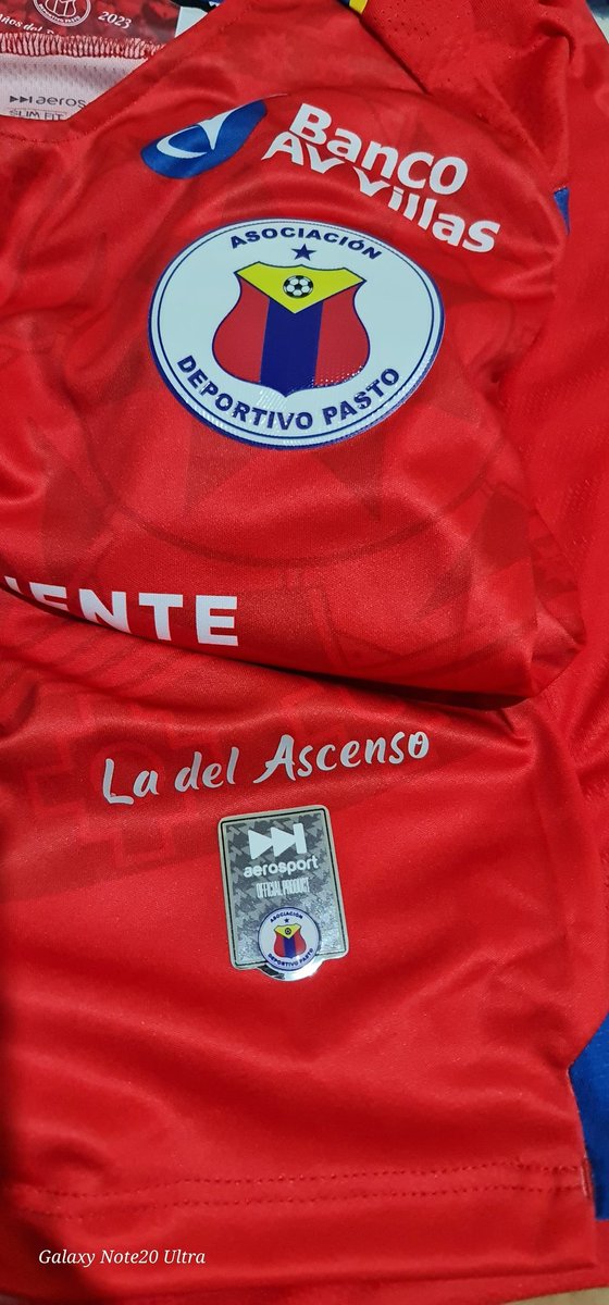 leo020991's tweet photo. Una nueva piel se suma a la colección de mí amado @DeporPasto y ya vamos 16 ♥️💛💙
@DeporPasto1949 https://t.co/cvLDqtBZaE