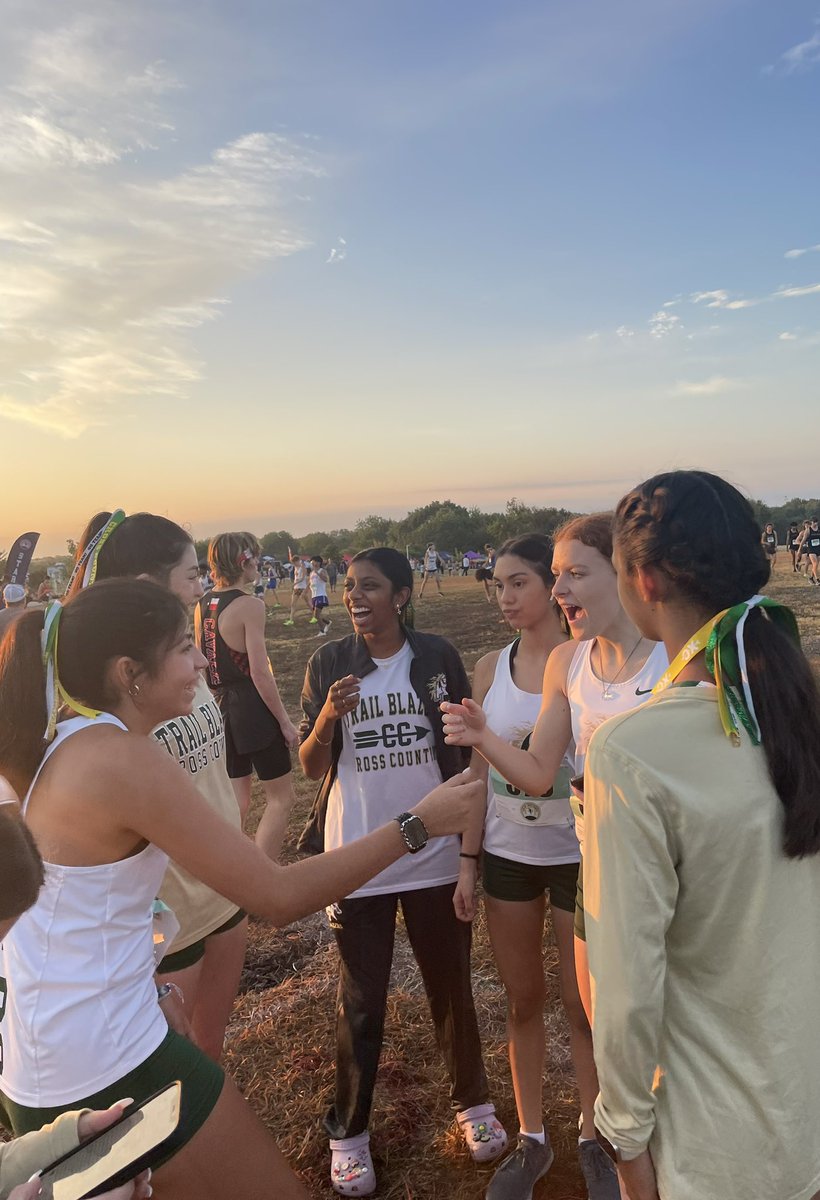 LTHS XC & Track tweet media