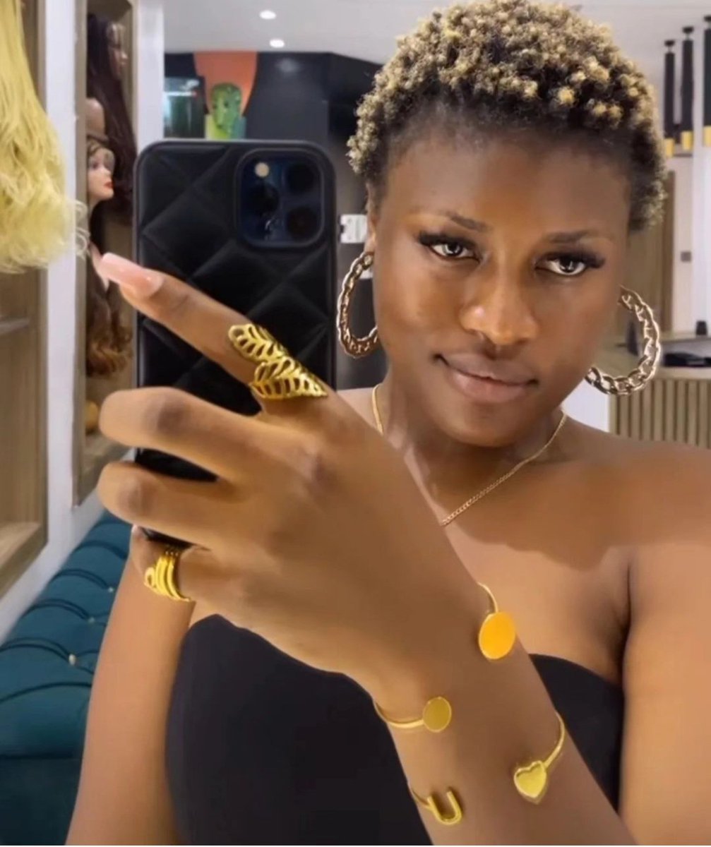 Remhilekun's tweet photo. AMUCHE is out
Outfit is 🔥🔥
NO ALEX NO PARTY
PARTY WITH LEXY 💜💜💜💜🗽
#AlexUnusual #AlexX120M
#bbnaijaAllstars #BBNaija https://t.co/wRl5hnczVP