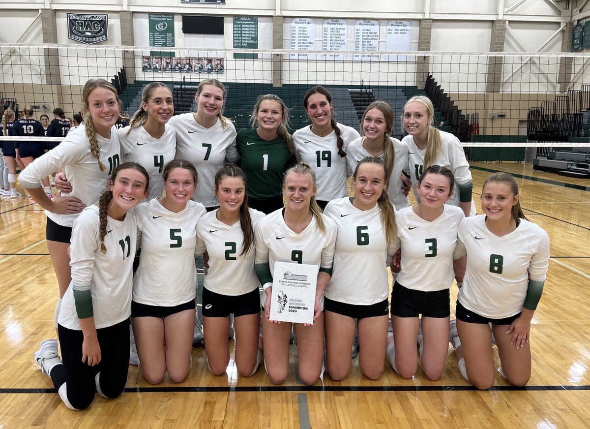 Dragons finish the LPS Tourney strong with a 3-0 day to bring home some hardware! 💪🏻