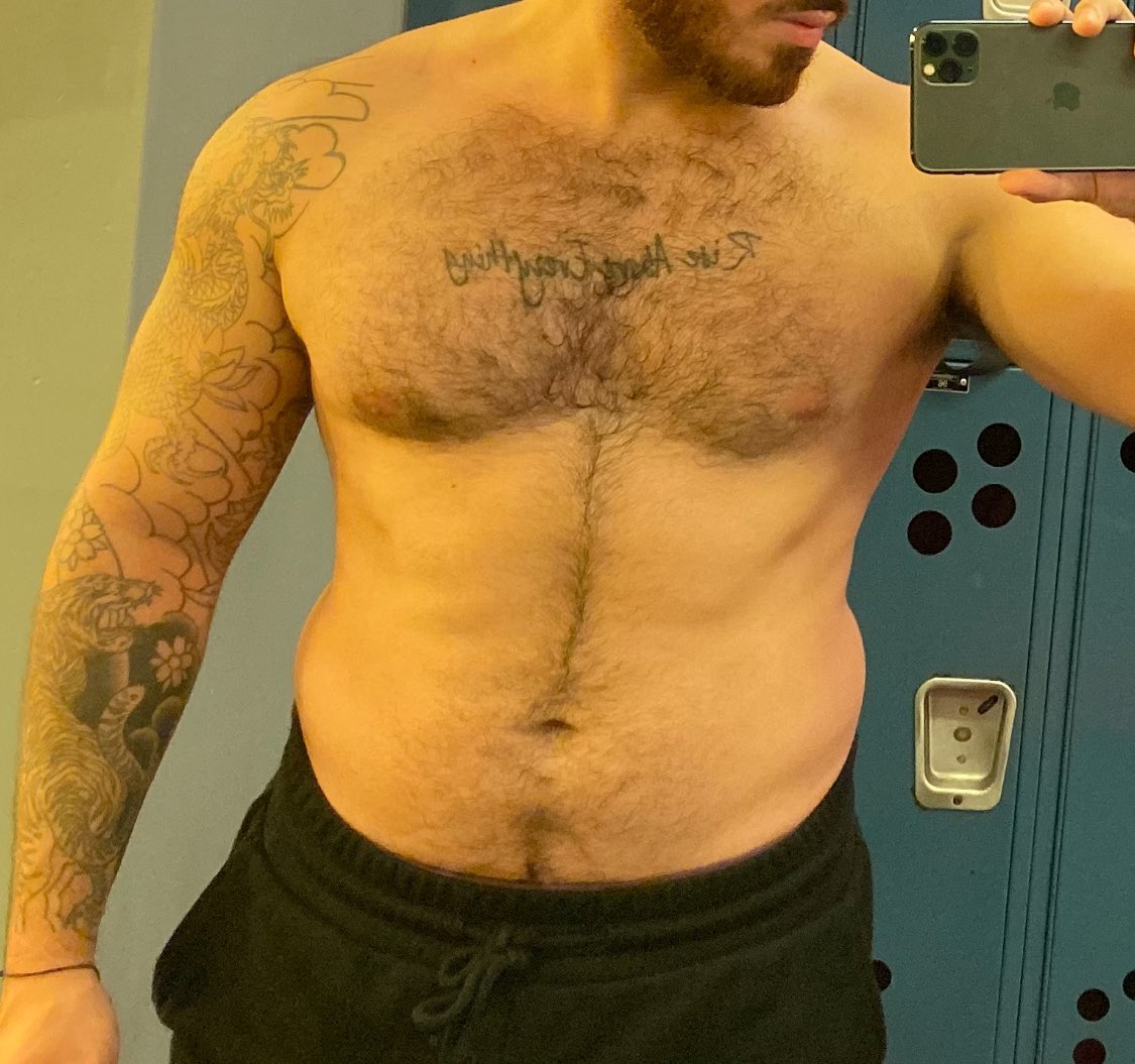 Bulkingbroo's tweet photo. 2019-2022 https://t.co/LqYpCQoYVM