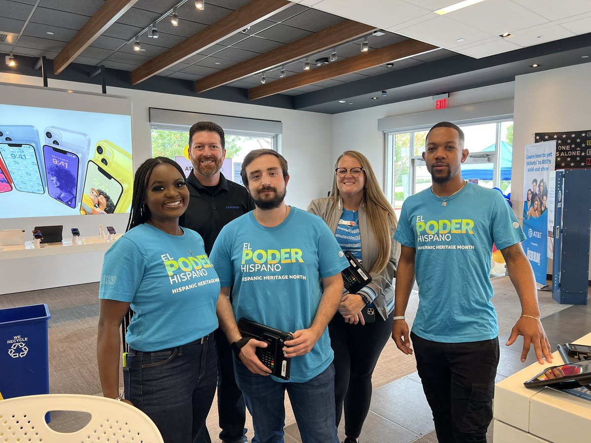 West Plano is the place to be! It’s the start to Hispanic Heritage Month! Today was a wonderful day for events! <a href="/NTX_AprilR/">April Ramos</a> <a href="/Megan_NTX/">Megan Hemphill</a> <a href="/NTX_Market/">The NTX Market</a> <a href="/dbustamante1210/">David Bustamante</a>