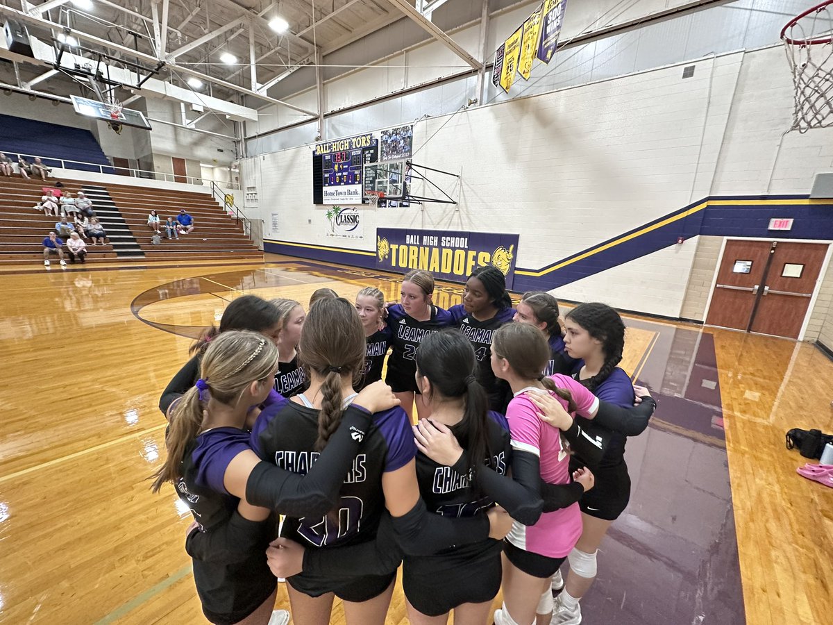 coach_tmathews's tweet photo. 8A took home 1st in the Beach Bash Tournament in Galveston today. Beating Friendswood in 3! @DLJHLadyCharger @FULSHEARVB @lcisdathletics https://t.co/sCYcFrC0Ed