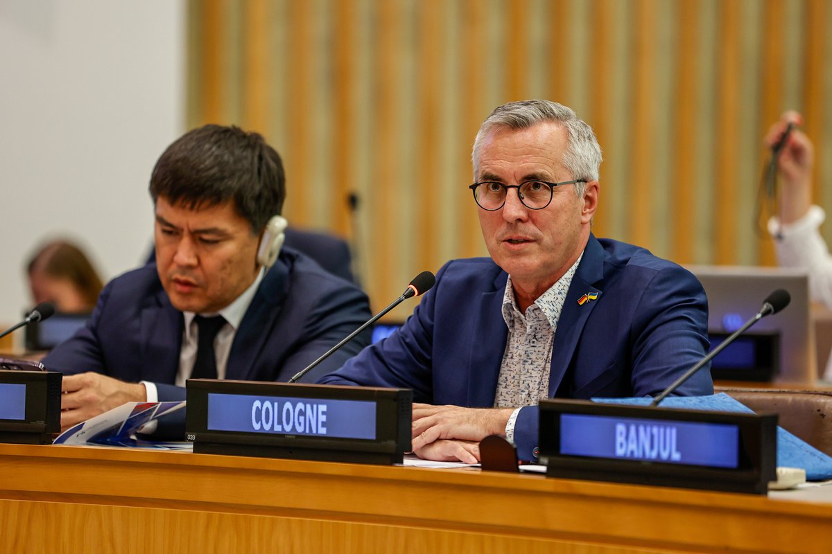 #Listen2Cities 🇺🇳 Local and Regional Government Forum

<a href="/AndreasWolter20/">Andreas Wolter</a> calls for cities to have a seat a the table for the next SDGs negotiation as city networks and local govs are essential actors in implementation