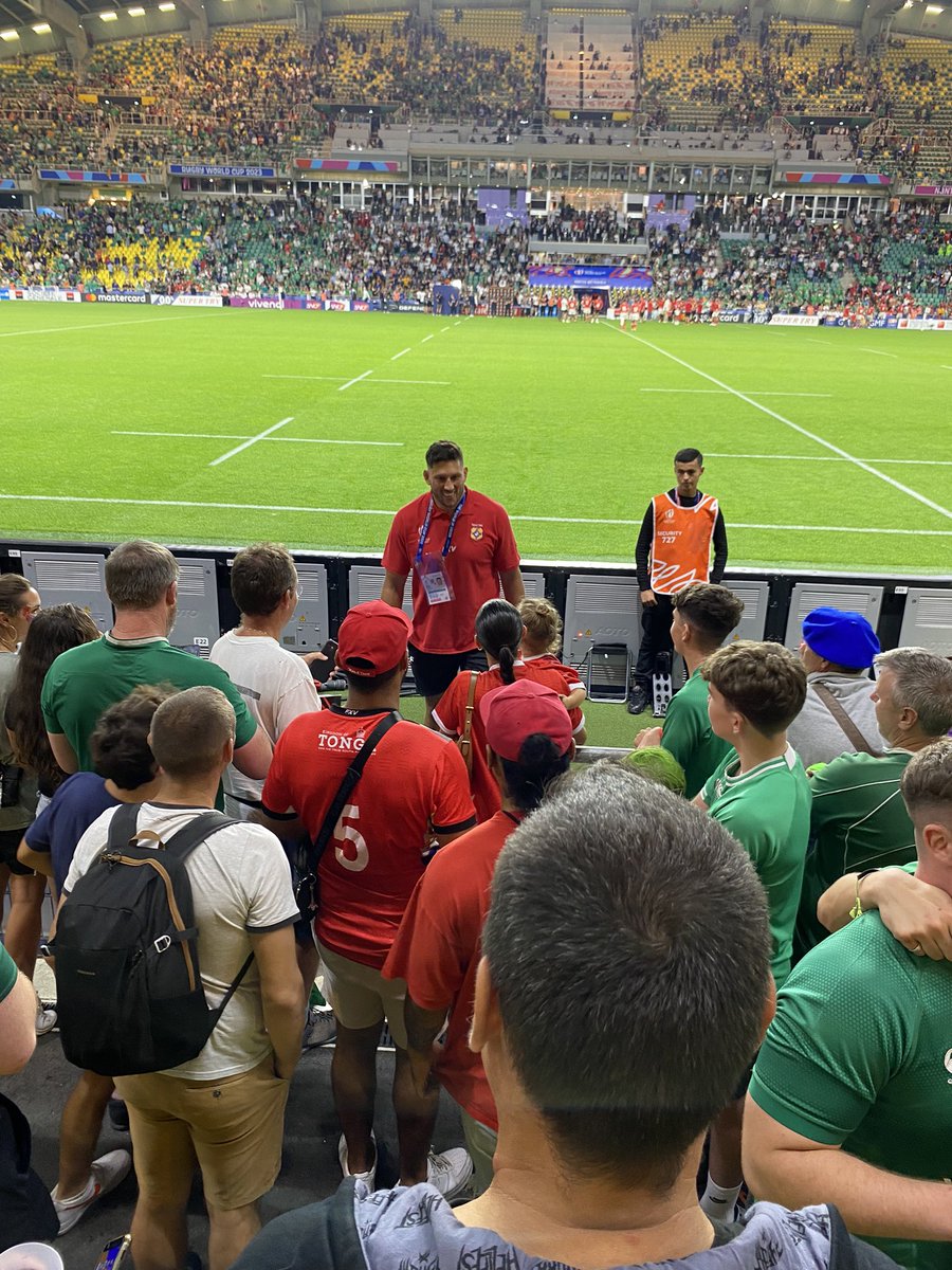 Simplekev's tweet photo. Brilliant match great atmosphere #RWC2023 #IREvsTON https://t.co/W65jn9ZfDP