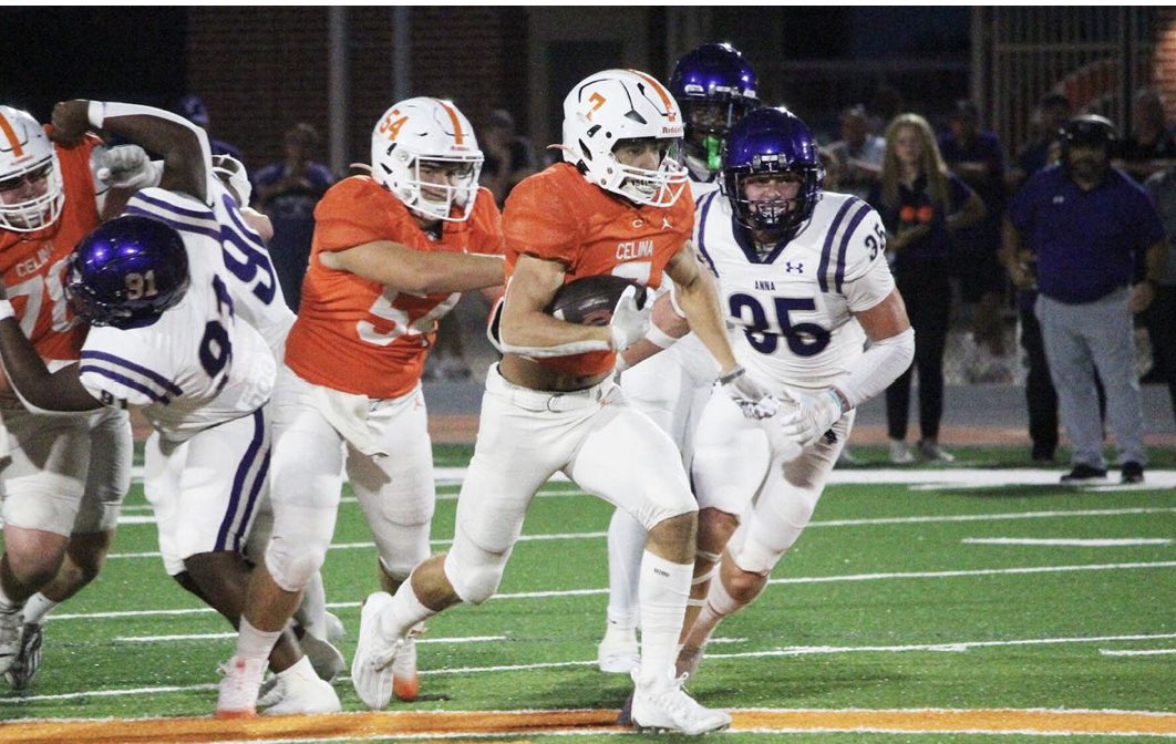 HarrisonW_11's tweet photo. Great Win against Anna last night
105 yrds rushing ,1 TD, 4 total OT!
@Coach_Grayson21 @celinarecord @RecruitCelinaFB @Nathaneelliott1 https://t.co/L4GV50ygjF