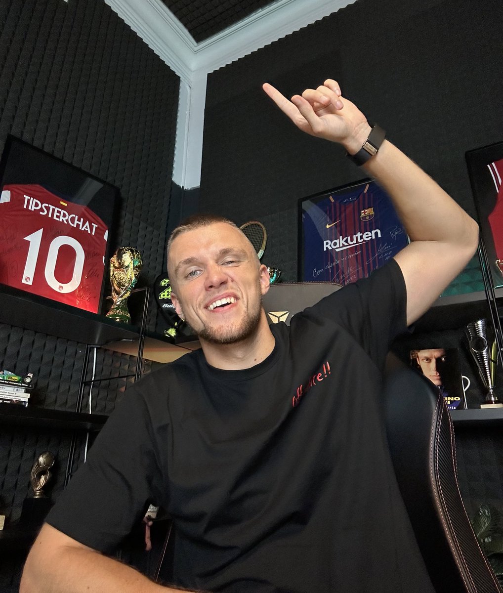 Elvis Licitis tweet media