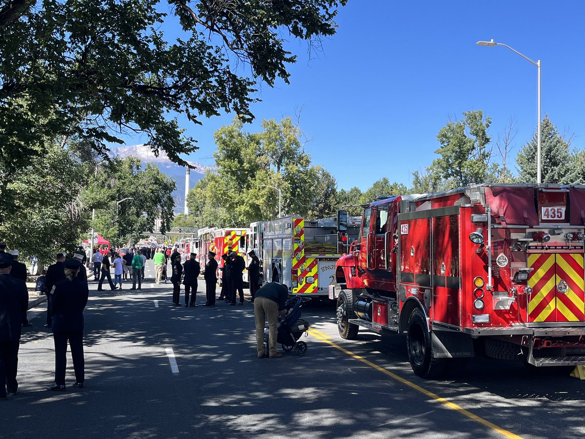 Members of Local 754 and the Tampa Fire Honor Guard attended the IAFF Fire Fighter Memorial honoring 572 firefighters recognized for line of duty deaths, 2/3 of which were duty related cancer illnesses. #extinguishcancer #iaffwallofhonor #iaff