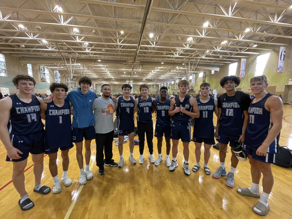 The guys had great wins vs Steele and Brandeis today at the #I35HSShowdown.  Played Hard, Smart, and Together.  Plenty of work ahead but exciting to see the progress we have made this offseason.  #4:1