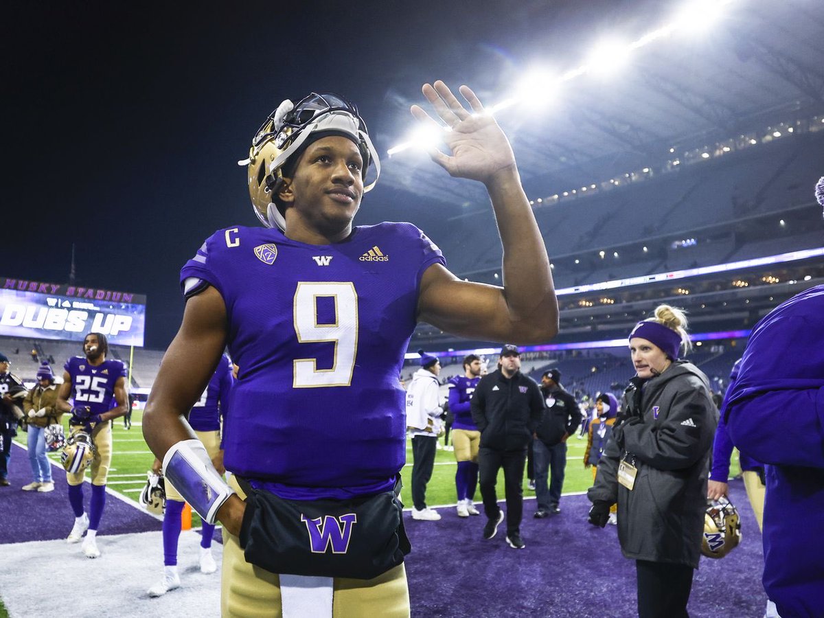 If this isn’t your heisman leader I don’t know what you’re watching Incredible talent , Washington has a star