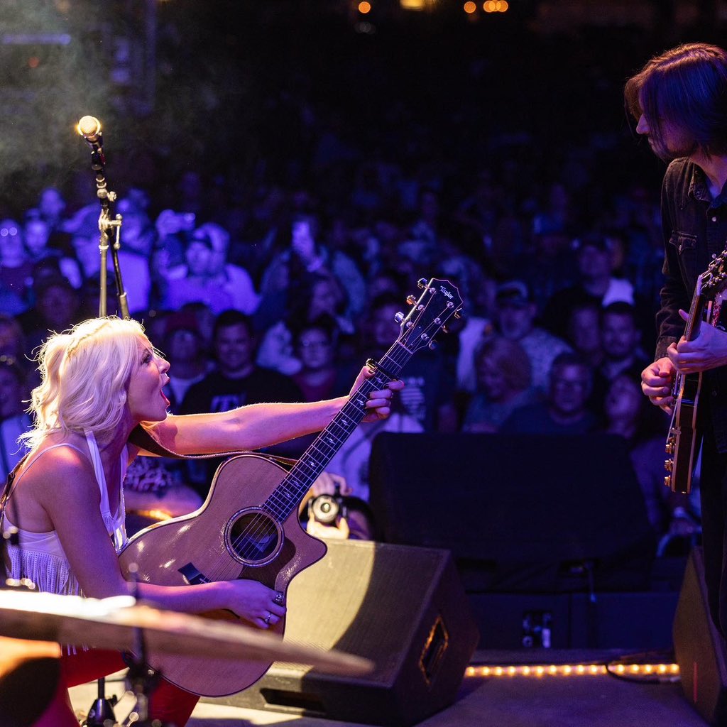 Last night was 🔥🔥🔥 Thank you @s4s_stl for having us… we felt truly honored to be a part of this event. Seeing 5,000 people show up to raise money to help veterans in need was absolutely remarkable!!! God bless America❤️🇺🇸