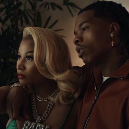 ICONICBARBIE__'s tweet image. #Dowehaveaproblem?  @OffsetYRN