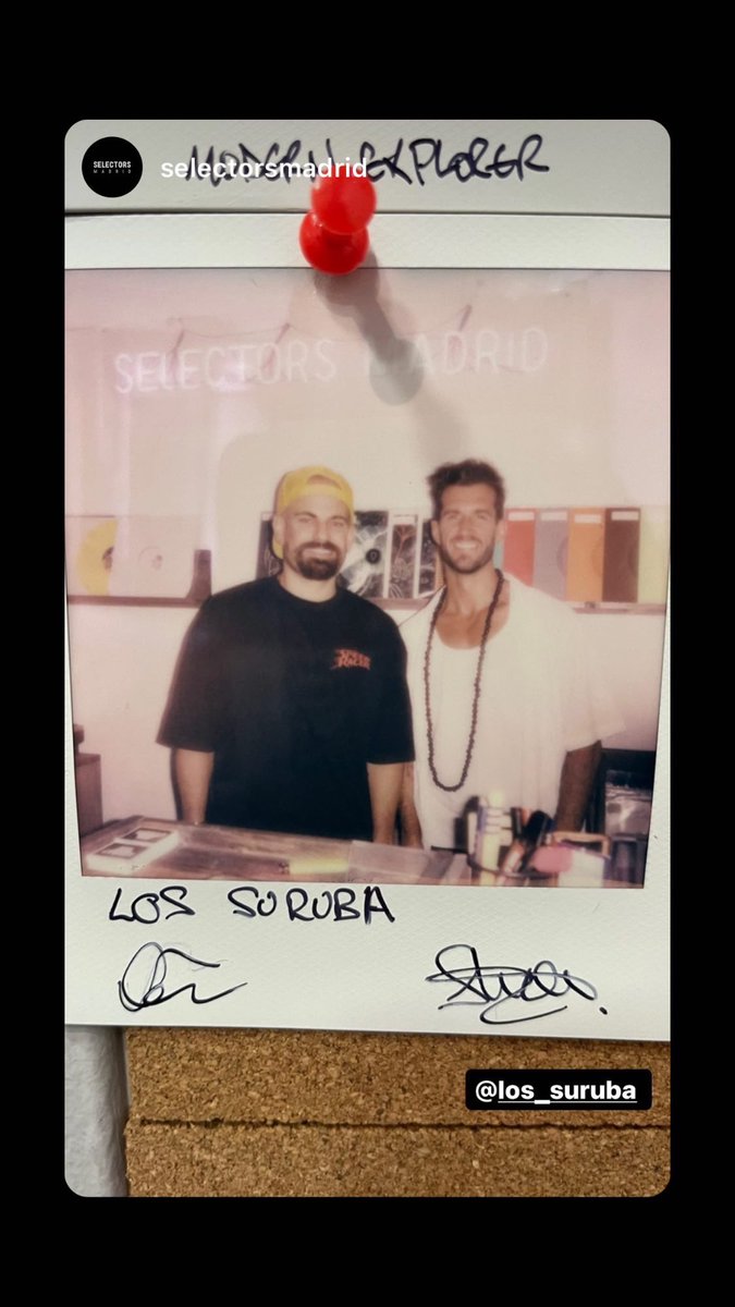 los_suruba's tweet image. Selectors Madrid 🖤

#lossuruba #selectors #vinyl #store #madrid #walloffame ❤️
