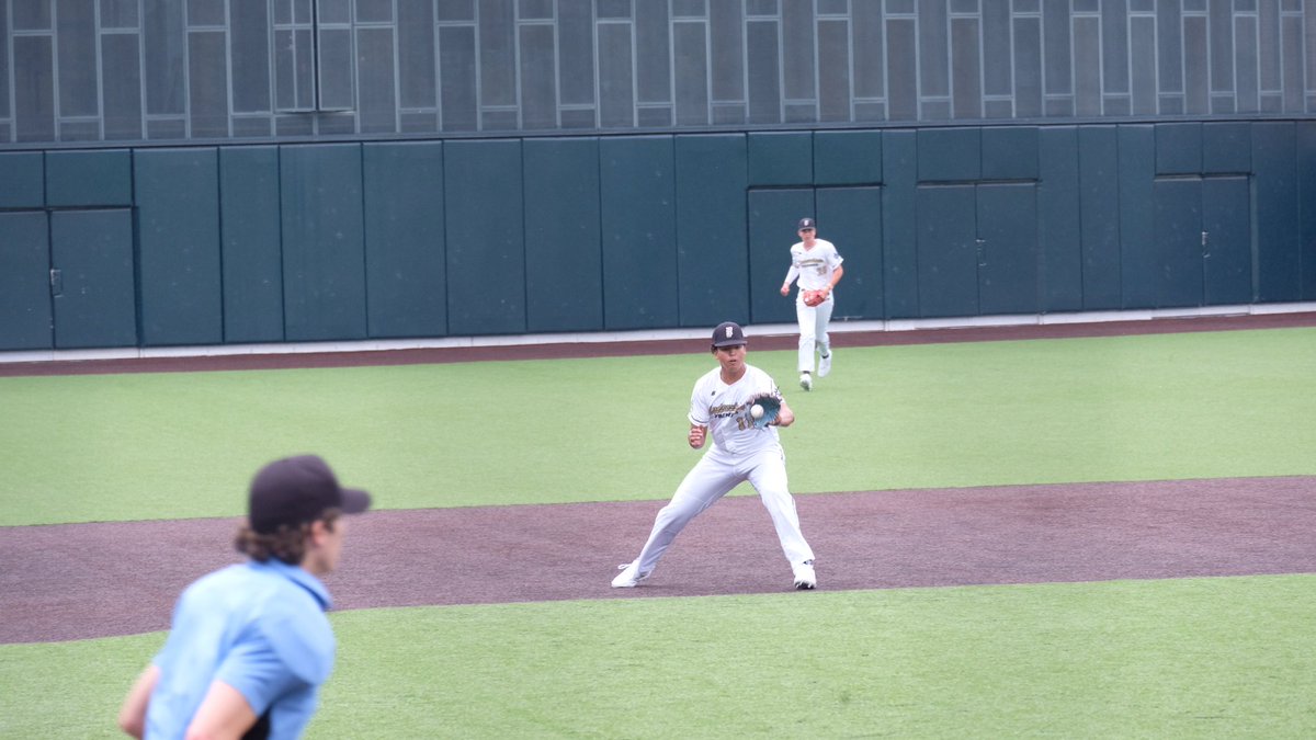 gabrielrios2026's tweet photo. Thank you to everyone who has supported me through the process.  
@ftrstarsseries 
@NB_Baseball 
@MarucciSports 
@FranklinSports
@_JeremyBooth 
@chriscapozzi5 
@RPP_Baseball
#wegotnow https://t.co/8wJmVi2u0o