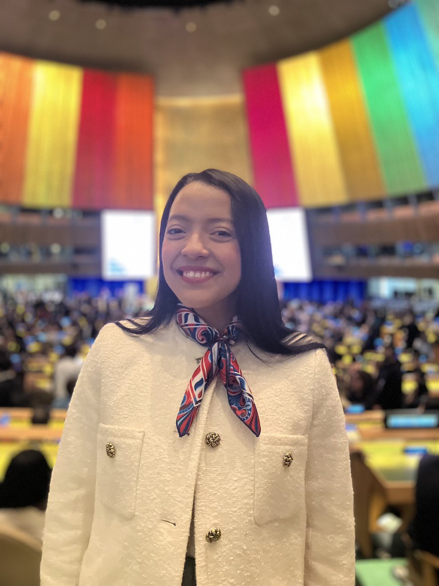 mariaestelijarq's tweet image. First time at the UN 🇺🇳 General Assembly in NYC and first time speaking at the UN about the importance of science and diversity in multilateralism as an advisor to the @ISC. A day to remember!

#SDGActionWeekend #ScienceDiplomacy