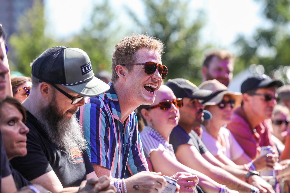 We love seeing the happiness through the crowd. #NTLHC

📸 by Keith Klenowski