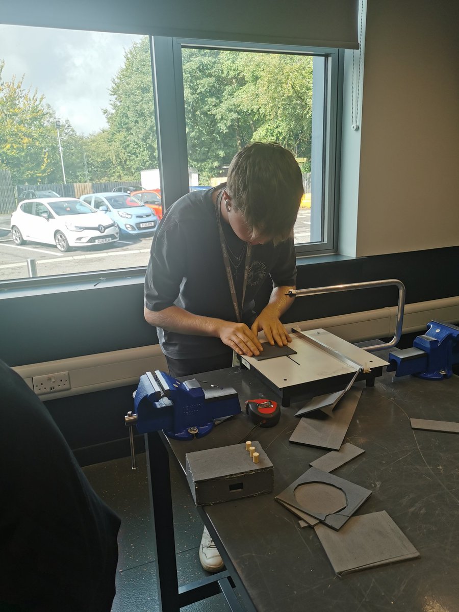 T Level Design Engineering Runshaw tweet media