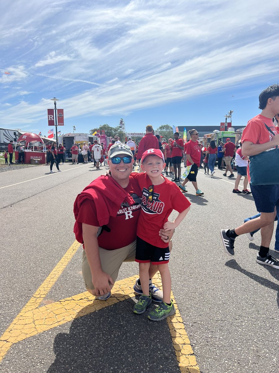 DMarkowitch's tweet photo. First RU game!
#CHOP #RRRRRR #UUUUUU https://t.co/g8JKYQosI2
