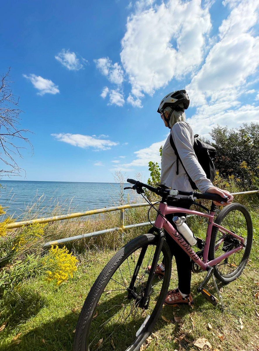 The weather was super nice today so I got tempted to go for my first bike ride since getting sick… and I def overdid it, so I have to cancel tonight’s stream and pass out. See y’all next time 💕