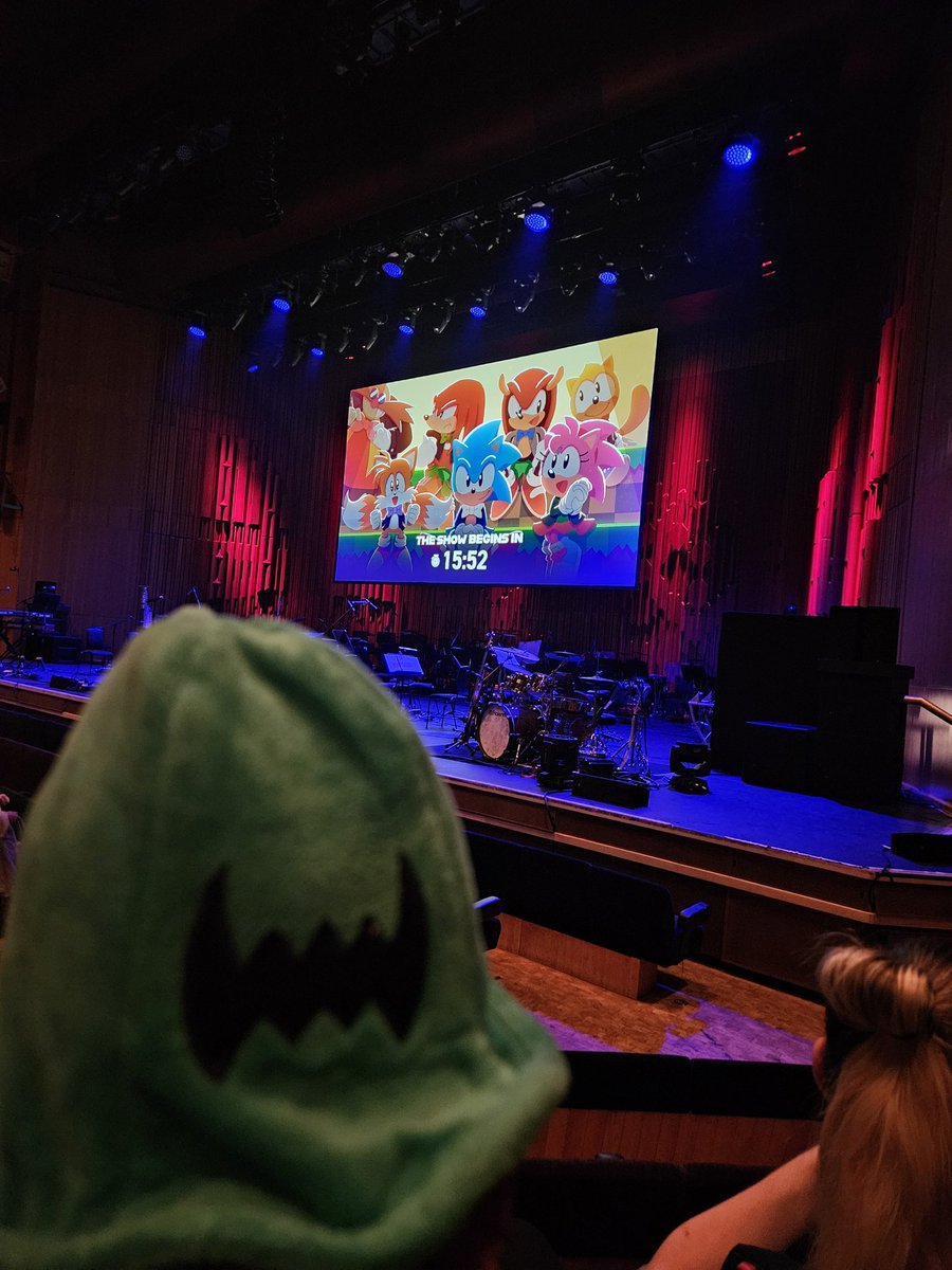 JDCatalyst7's tweet photo. The Sonic Symphony is without a doubt the best Sonic event I've been to in a long time. To be with many fans of the blue hedgehog screaming our lungs to old and news songs playing. Here's hoping for more in the future and seeing @crush40 afterwards makes the whole symphony better https://t.co/2TGbdx5JsP