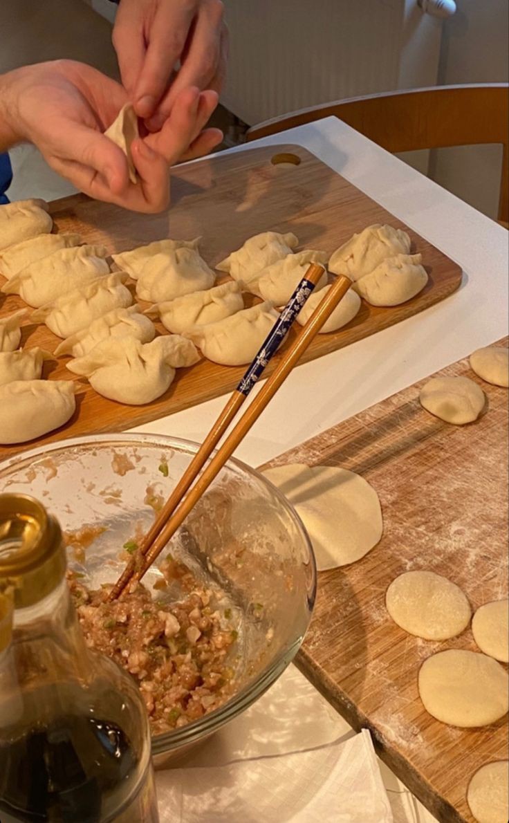 umbrayilmz's tweet photo. #ExtraDU Dumplings ✨️ https://t.co/QdRDkxROrd