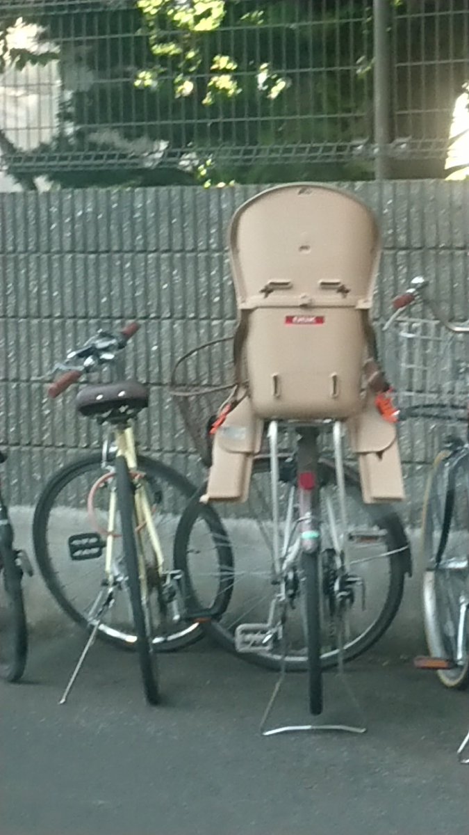naoayachan's tweet photo. いつも私に微笑みかけてた
この自転車
最近見ないなー https://t.co/JbcEY0dTG3