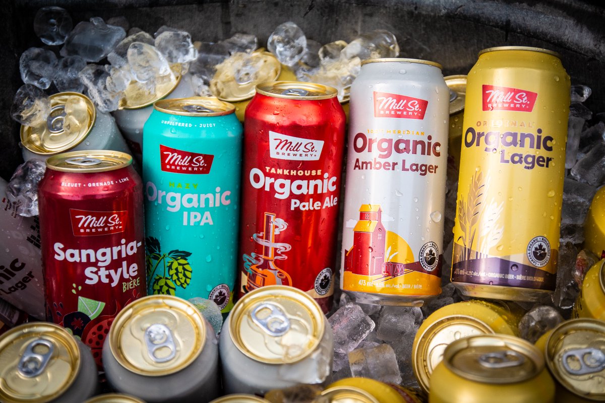We've got a variety of organic craft beverages at #CityFolk2023 from @millstbrew including: Original Organic Lager, Hazy Organic IPA, Tankhouse Organic Pale Ale, 100th Meridian Organic Amber Lager & Organic Sangria-Style Beer. Visit any beverage tent to wet your whistle! 🍻