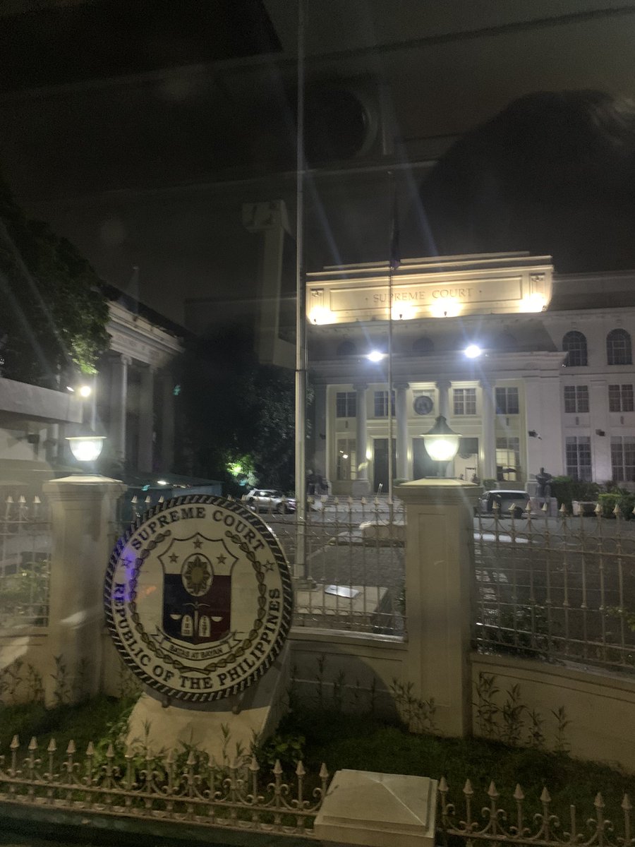#Bar2023 BY THE NUMBERS:

10791 TOTAL EXAMINEES
5821 FIRST TIMERS
4970 RETAKERS
570 WITHDRAWALS
2571 BAR PERSONNEL
14 LOCAL TESTING CENTERS

<a href="/News5PH/">News5</a> <a href="/onenewsph/">ONE News PH</a>