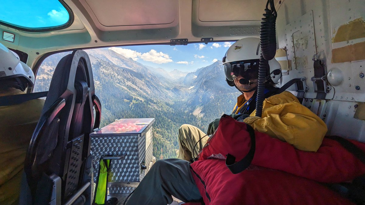 Another day at the office! Ranger Erik is operating a plastic sphere dispenser over the #RedwoodFire. For updates, visit inciweb.wildfire.gov/incident.../ca…