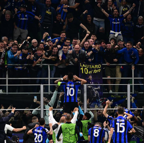 GnlkSt5's tweet photo. 2023 goes to history. For the first time ever one team has won five Milan derbies in a single year:   18/1 Supercup: Milan 0-3 Inter  5/2 Serie A: Inter 1-0 Milan10/5 Champions League: Milan 0-2 Inter 16/5 Champions League : Inter 1-0 Milan  16/9 Serie A: Inter 5-1 Milan https://t.co/k78J65VZ72