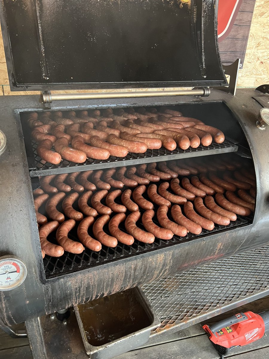 TheYetiNation's tweet photo. Don’t need to be a texan to make great bbq. https://t.co/imhYbC1GUy