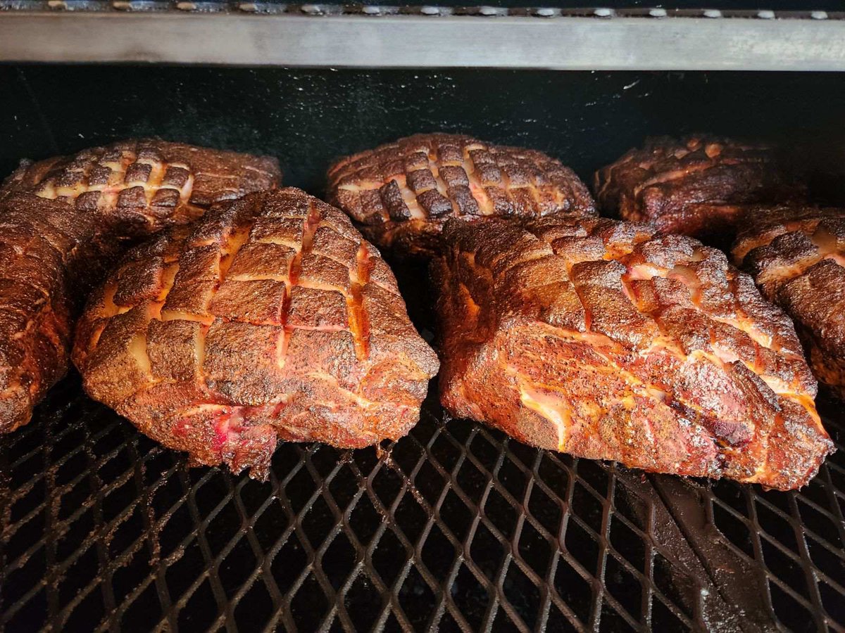 TheYetiNation's tweet photo. Don’t need to be a texan to make great bbq. https://t.co/imhYbC1GUy