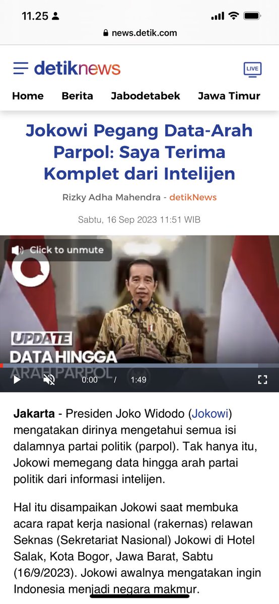 BangEdiii's tweet photo. ini pengakuan yang berbahaya pakde, artinya istana memata-matai isi perut partai-partai..
padahal sebulan lagi kekuasaan lepas ditangan pakde, begitu para capres ini ditetapkan,para penjilat akan meninggalkan mu, mencari tuan baru, karena pasti diantara 3 calon itu salah satunya akan ada yg jadi presiden..

begitu penetapan capres, pengaruh  presiden hilang separo..