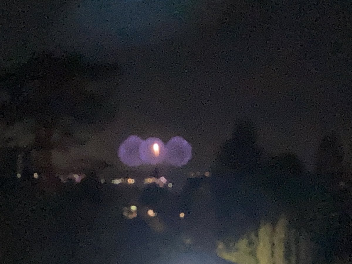 ʞsnW uolƎ 🍥 tweet media