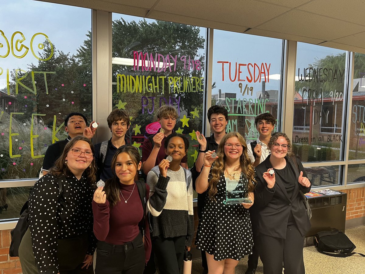 OEHawkTalkers's tweet photo. Congrats to our debaters at @ONHSDebate tournament! Olathe East sweeps the competition, taking 1st place overall! So proud of our team's stellar performance! See below for individual results. @OlatheEastHawks #HawkTalkers #OlatheEastDebate #VictorySweep #HawksFly 🏆🎉👏 https://t.co/03gaXXworH
