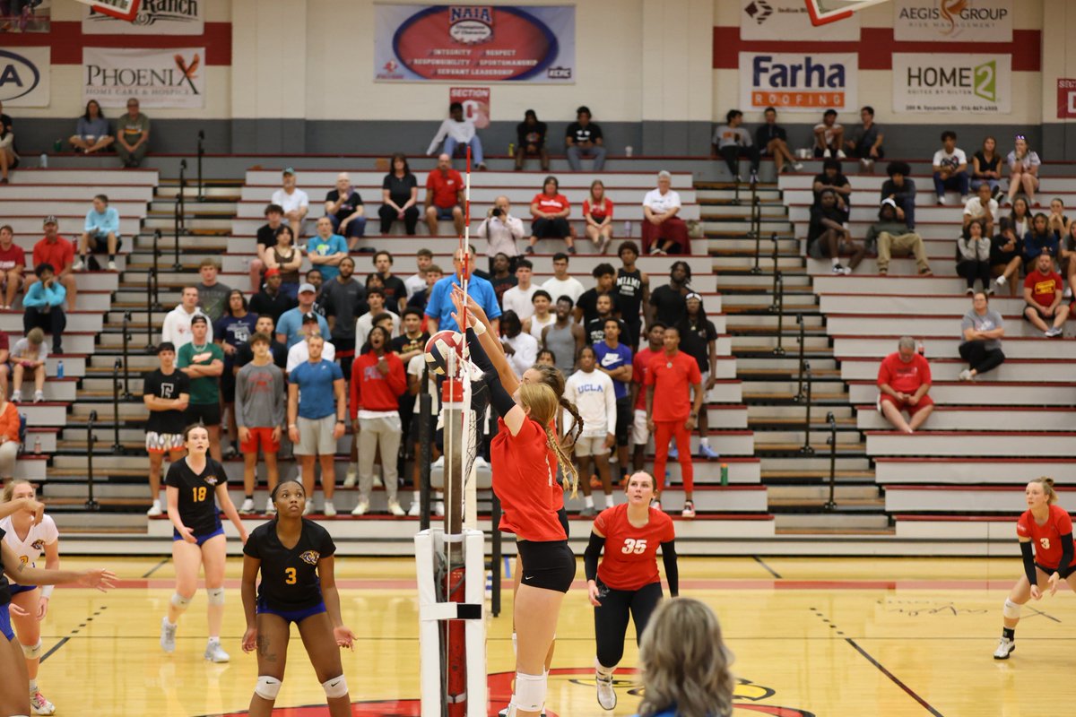 Volleyball Falcons defeat Cottey to split final day of Eutectics Classic
shorturl.at/rAIVX