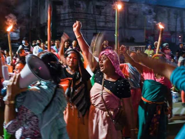 Modiji's birthday becomes a moment of inspiration as the Meira Paibis raise their voices at Jantar Mantar for peace, the end of violence, and the removal of SoO agreements. Let's stand together. 

#HappyBdayModiji 
#ManipurInJantarMantar #MeiraPaibiJantarMantar