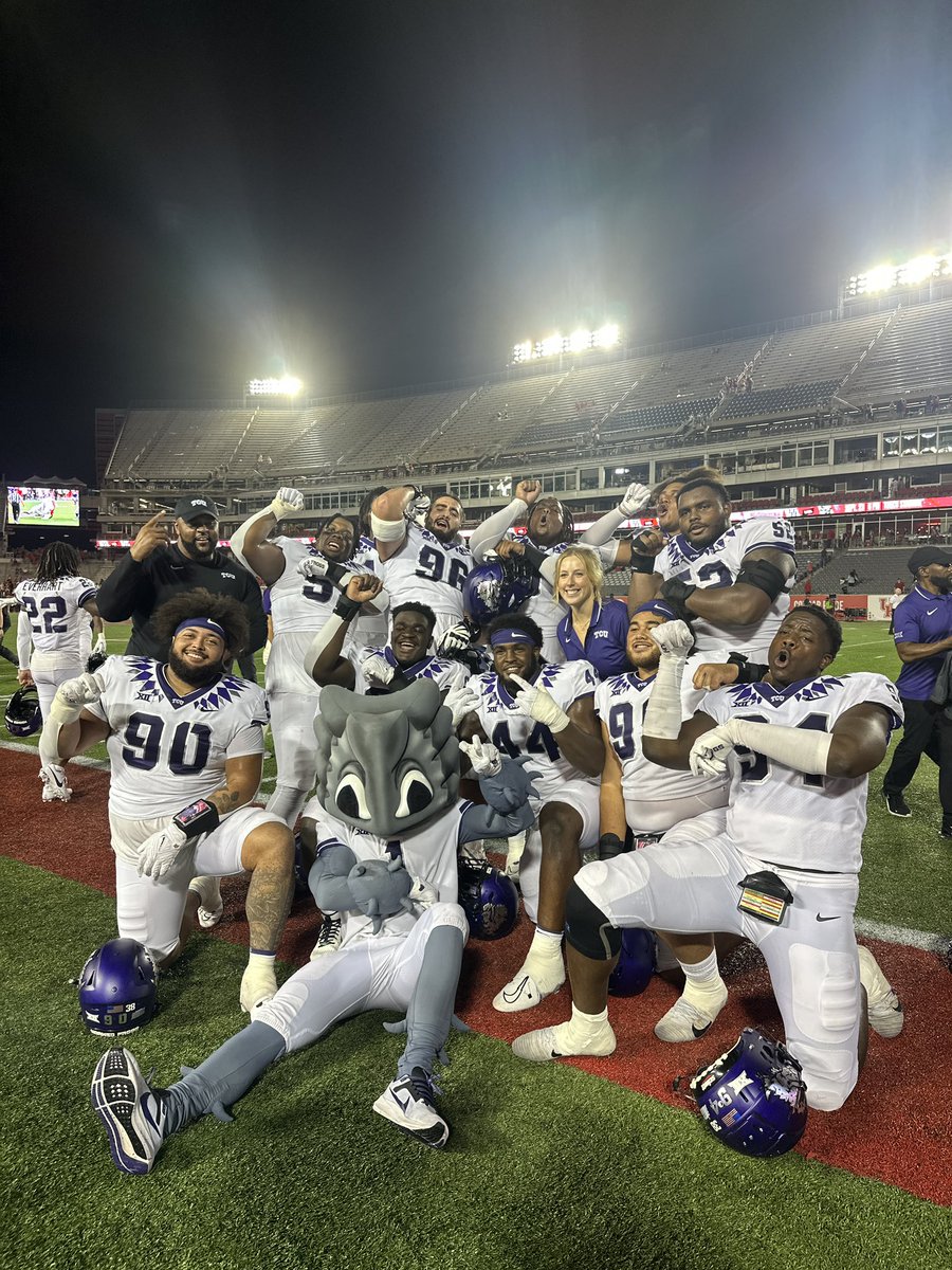 Frogs Today tweet media
