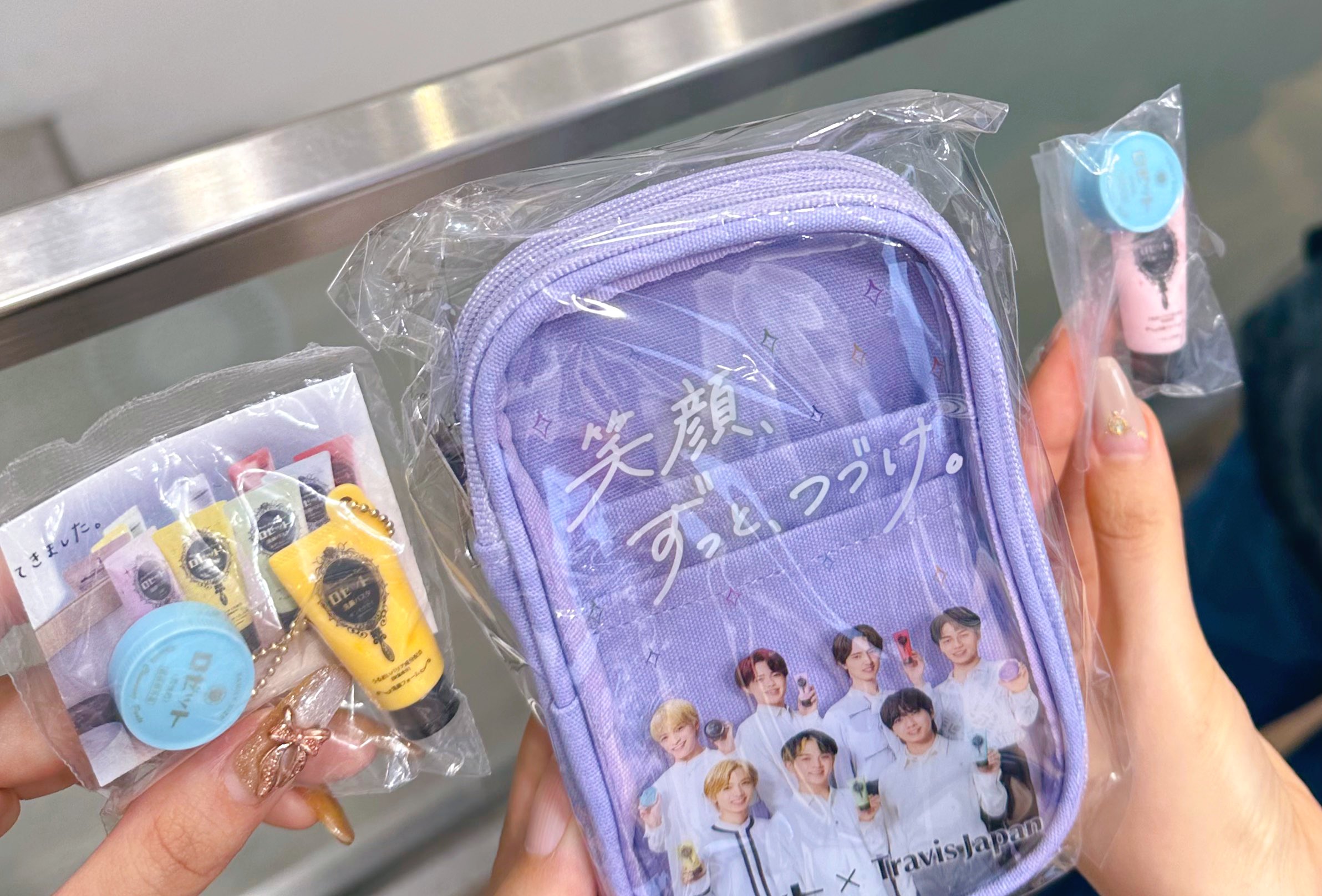 Travis Japan ロゼット マルチポーチ のえ担のまみたん