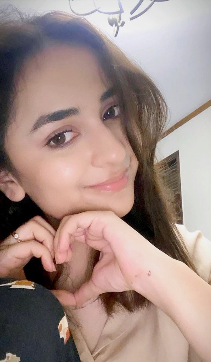 SamanGu96861558's tweet photo. Many congrats to my babies @iamwahajali @yumnazaidi3 🫶🥹
The Talk talk show views reached to 9 million  with 194k likes n almost 10k cmnts 
Soon it will reach to 10m Inshallah 
MASHALLAH OUR SHINING SUPERSTARS 💥🙌

#YumHaj #YumnaZaidi #WahajAli #Meerasim #TereBin #TalkTalkShow https://t.co/4bNlBb6tVF