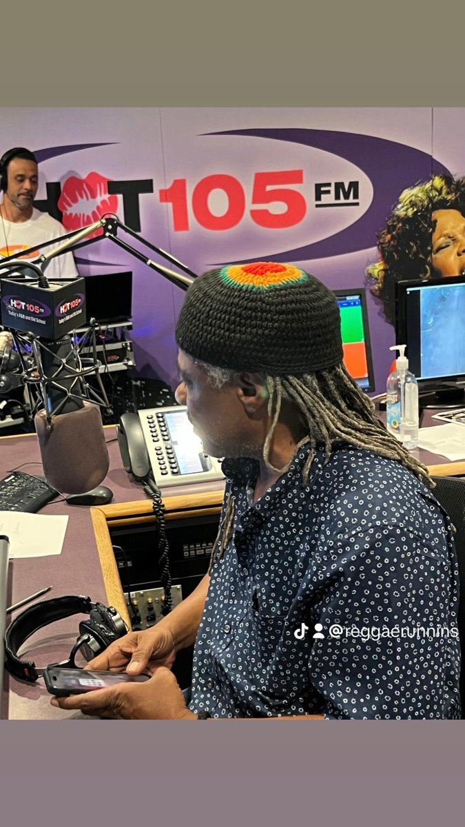 IrieTanto's tweet photo. Let’s go #play some #reggae #music @hot105fm #tantoirie #reggaerunnins #impulsedisco #caribbeanmedley #soca #caribbean #vibes #10 #pm #rasta #love #peace #justice #overstanding #bless #❤️💚💛. https://t.co/L0k8zkurmo