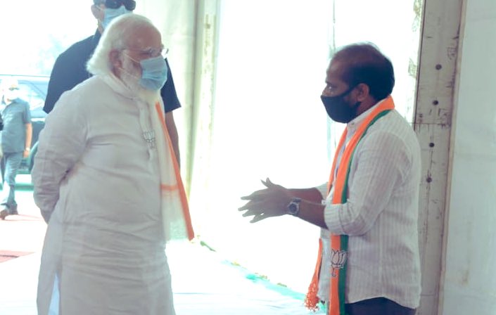 giribandi's tweet photo. #HappyBdayModiJi
#Bharat
#modijibirthday
#Modi
#ModiJiAt73
#PMModiBirthday
#NarendraModi
#NarendraModiji
#HappyBirthdayPM
#HBDNarendraModi
#HBDSatya
@narendramodi https://t.co/g9g9hm8uuX